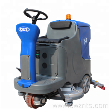 Automatic floor tile cleaning machine with disc brush